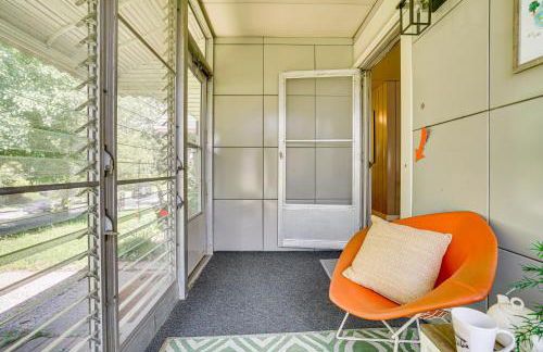 Lustron of the Lakes Retro MCM Gem in Tangletown - Photo 20