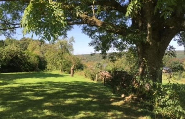 Spacious Villa Near Lesse - Photo 35