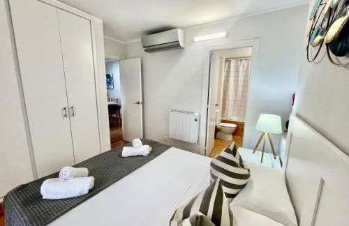 LA MER BLEUE, Boutique Apartament with free parking, full equipped in Fenals Beach - Foto 13