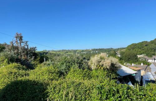 Buttercup Cottage, located in the gateway to Eden! - Photo 17