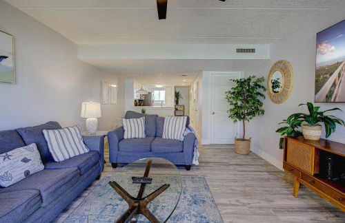 Beautiful Ocean Side 2 Bedroom Condo with Pool - Foto 31