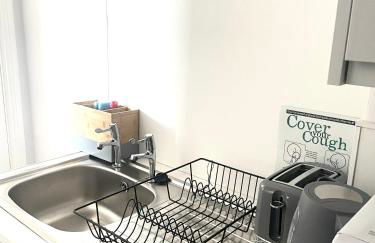 Hyland Apartment by CityNest - Foto 14