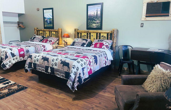 Travellers Rest Cabins and RV Park - Photo 27