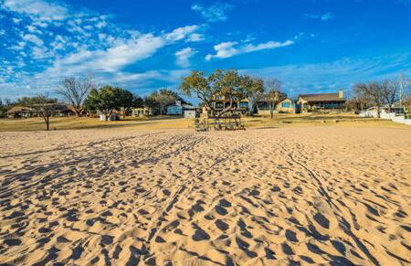 Beachfront Villa New Listing Intro Pricing - Foto 53