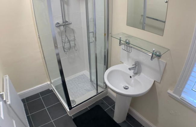 Whitworth Lodge. Sleeps 6 in 3 rooms netflix WIFI - Foto 10