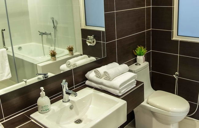 Encorp Marina Suites - Photo 27