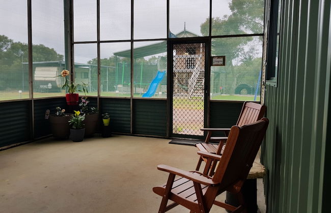 Nutkin Lodge - Photo 2