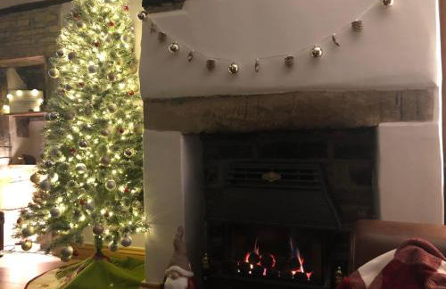 Hedgehog Cottage with garden in Bronte village! - Foto 16