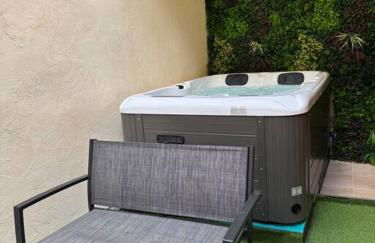 Luxury Room - Havre de paix avec jacuzzi privé - Foto 15