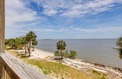 Beach and Pool Access at Condo on Cedar Key! - Foto 19