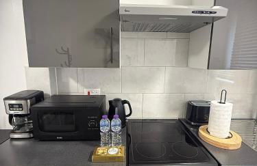 Modern Studio with Free Parking Near City Airport and ExCeL - Foto 5