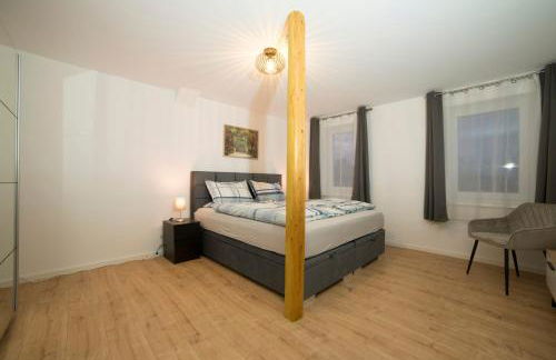 Schöne Ferienwohnung 80m2, 3 Schlafzimmer, 2 Bäder, Zentrumnah, 3OG - Photo 8