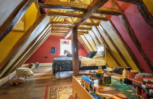 The Famous Harry Potter House, Hot Tub, Cinema Room, Sky TV - Foto 29