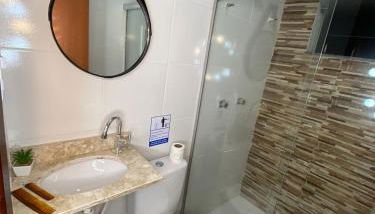 Loft Charmoso - Perto da Fraga Maia, Moderno e Estiloso - Photo 3, Shower