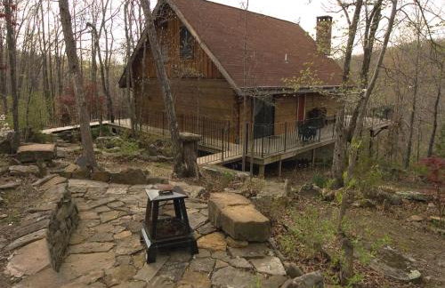 Family Cabin Vacation Getaway with Waterfall Views in Northwest Arkansas - Foto 8