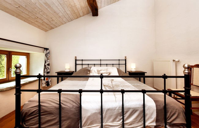 Forest-edge Stay, Burtonville - Photo 12