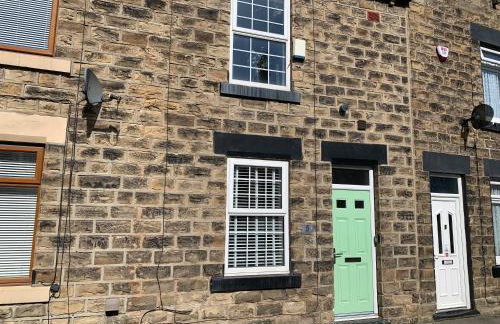 Contemporary & Chic inner terrace 5 mins from Barnsley town centre - Foto 16