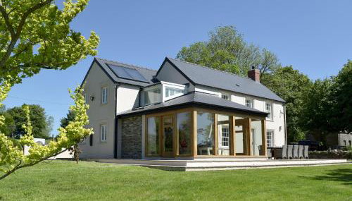 Fountain Hill - Photo 1