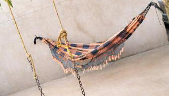 Casa inteira com árvore e rede perto do Aeroporto de CG - Foto 3