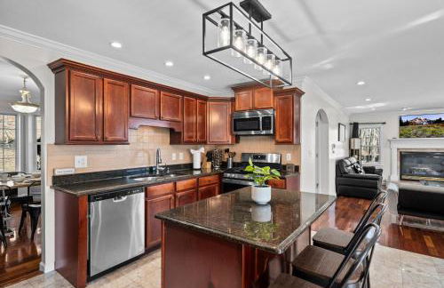 Spacious 6 BR Villa - Serene Scenic Mountain Escape - Foto 11