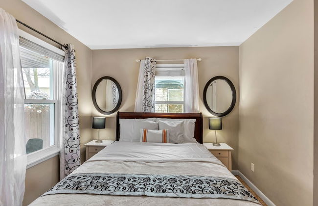 Lovely PET FRIENDLY three bedroom in desirable Urbandale Location! 3 Home by RedAwning - Foto 4