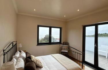 Deluxe House - Photo 1