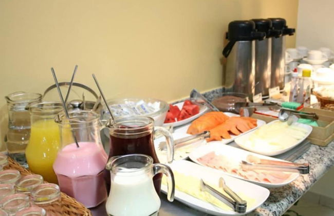 Residence Plaza Flat - Photo 9