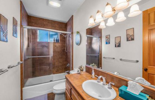 Fully Remodeled Tahoe Retreat with Game Room and Hot Tub - Foto 79