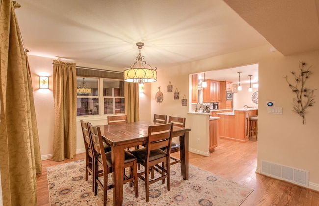 5BR Poe Manor Entertain,hot Tub+has Everything! - Foto 14