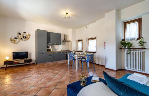 Golden Tree - Castelletto Ticino - Private Garage - WiFi - Foto 16