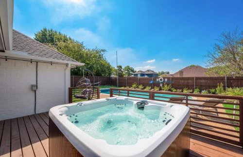 Boho Chic Home w Backyard Paradise - Pool + Grill - Foto 28