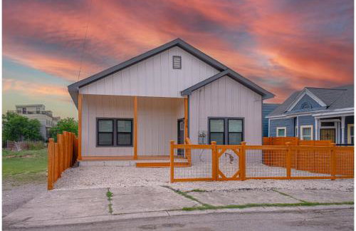 Skyline Retreat 3BR-3BA w Stunning Views Near DT - Foto 4