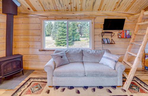 Mtn Views and Fireplace Cozy Trout Creek Tiny Home - Foto 5