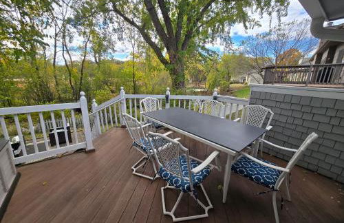 Nature's Blissful Haven - King Bed & Heated Garage - Foto 30