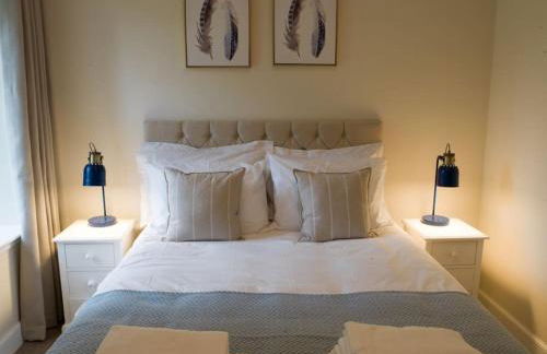 Stunning Edinburgh 1820s stables converted house - Foto 29