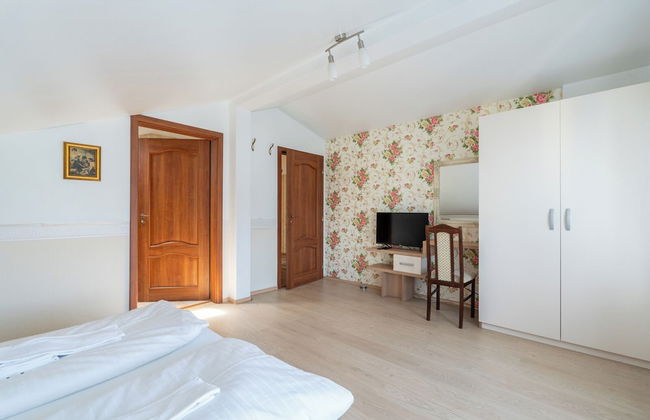 Faraway Aparthotel near Airport - Foto 8