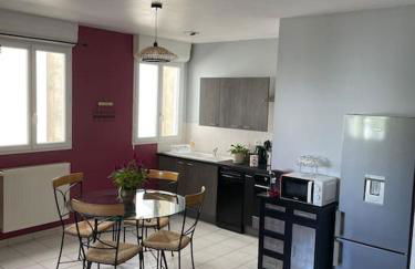 Bel appartement proche gare - WiFi - parking - Foto 9