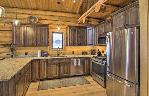 Stunning Mountain Views Livingston Cabin with Deck! - Foto 8
