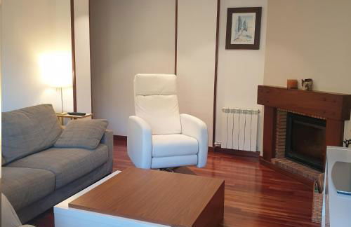 Paseo Tenorio, remanso de paz con CHIMENEA - Foto 4