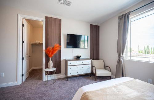 Modern Spacious 6BR Villa with Game Loft 5 Min to Strip, Stadium & Shopping! - Foto 72