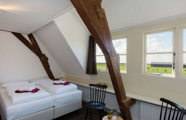 Scenic Holiday Home in Oostkapelle near Beach - Photo 6