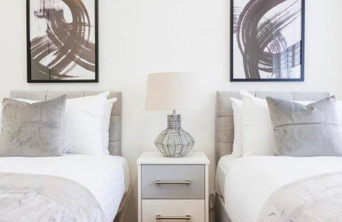 5 Bedroom House , Free Parking , Pool Table , Arcade Machine , Garden , Sleeps 9 , Offers , Ideal For Contractors , Families , Long Term Stays - Foto 21