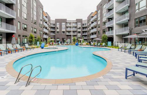 Blueground East Industrial pool AC nr park SFO-1850 - Foto 20