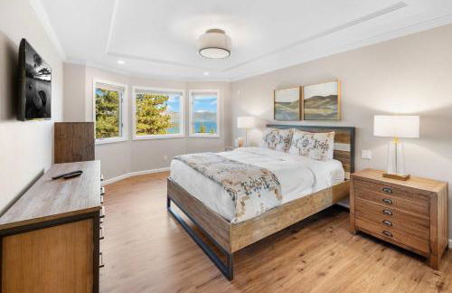 Luxury Tahoe Vacation Rental with HotTub & Lake Views - Foto 19