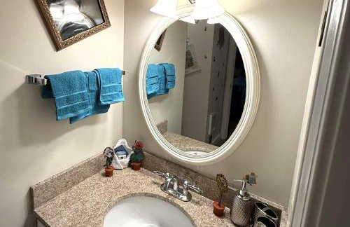 Disney Wonderland Suite at Jiminy-Ski On Off Mtn - Must See Stitch and Mickey Magic - Foto 29