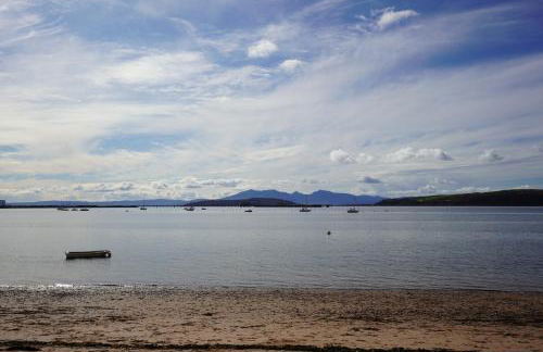 Beach house no2 with amazing sea views and private garden onto beach. - Foto 12