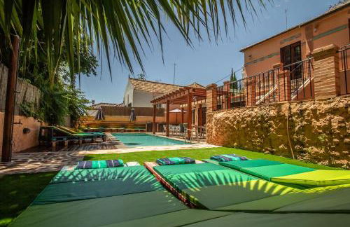 Villa Regionalista principios Siglo XX 1919 -Pedregalejo-Baños del Carmen-A UNOS METROS DEL MAR!!! PISCINA CLIMATIZADA BAJO PETICION - Photo 4