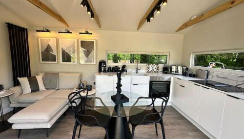 Luxurious Glass House with Private Hot tub - Foto 1