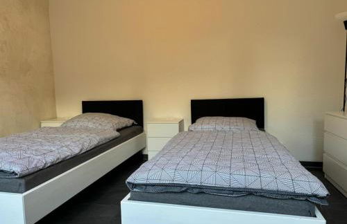 Modern & Zentral in Lev, schnell in Köln DDorf, schnelles WIFI, Netflix - Foto 6