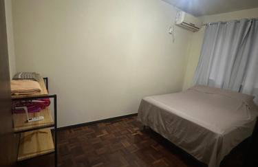 Apartamento 2 quartos, 5 pessoas, garagem, portaria e Wi-Fi - Foto 14